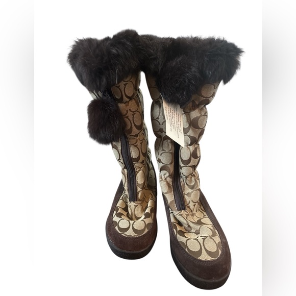 Coach Brown Winter Boots - Picture 1 of 6